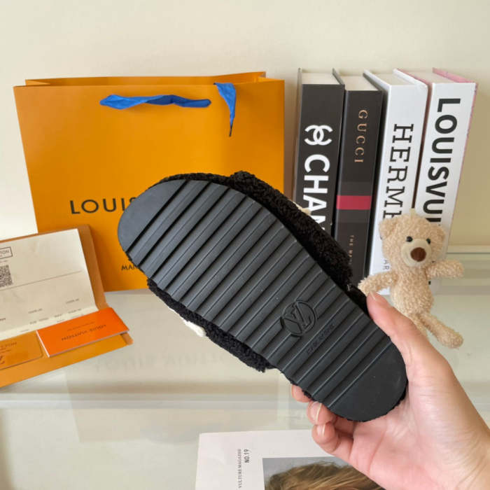 women flat shoes,size 35-42, SS60-1971-1975