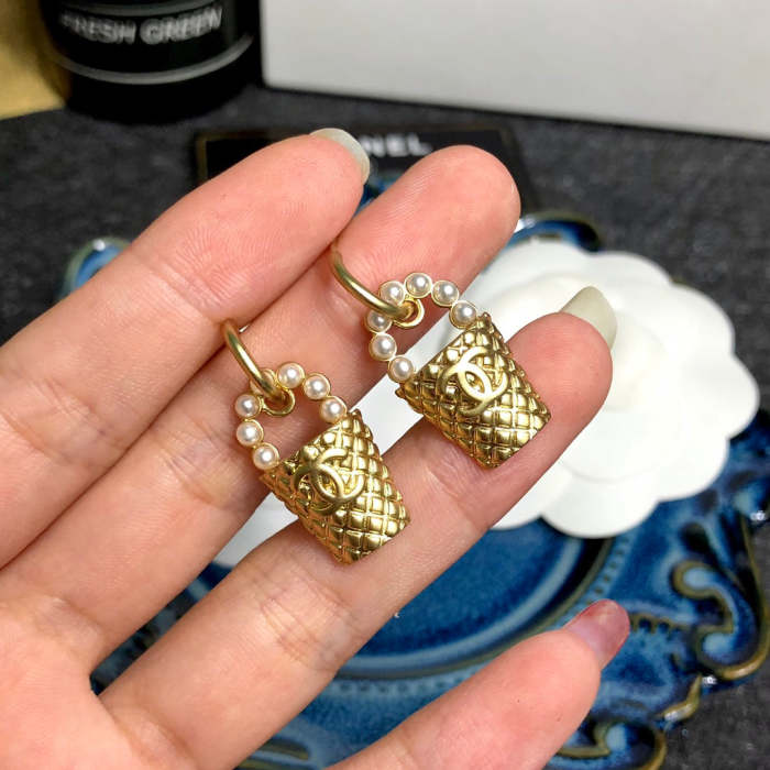 Earring  jewelry , with box,  J25-1538