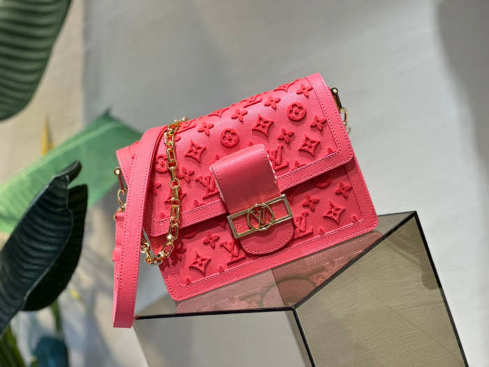 Leather Rose Fluo bag ,mirror , size  25X17X10.5cm ,no box, B250-20