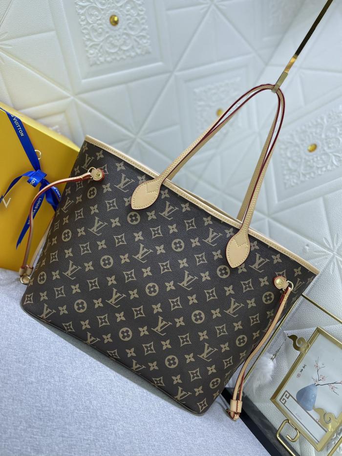 Leather neverfull  bag ,5A . size 32x29x17cm ,no box, B130-47