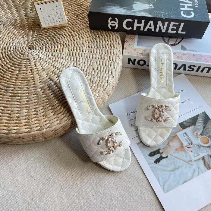 Women's Flat slippers shoes , size 35-40 ,SS50-1151-1152