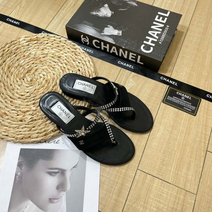 Flat leather sandals slippers , size 34-41, SS60-1990