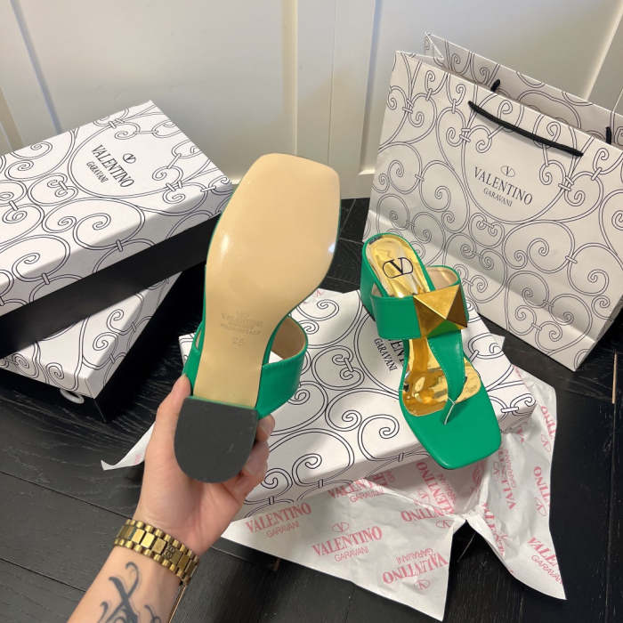 Women heel shoes,heel 5cm,size 35-40, SS60-2025-2028