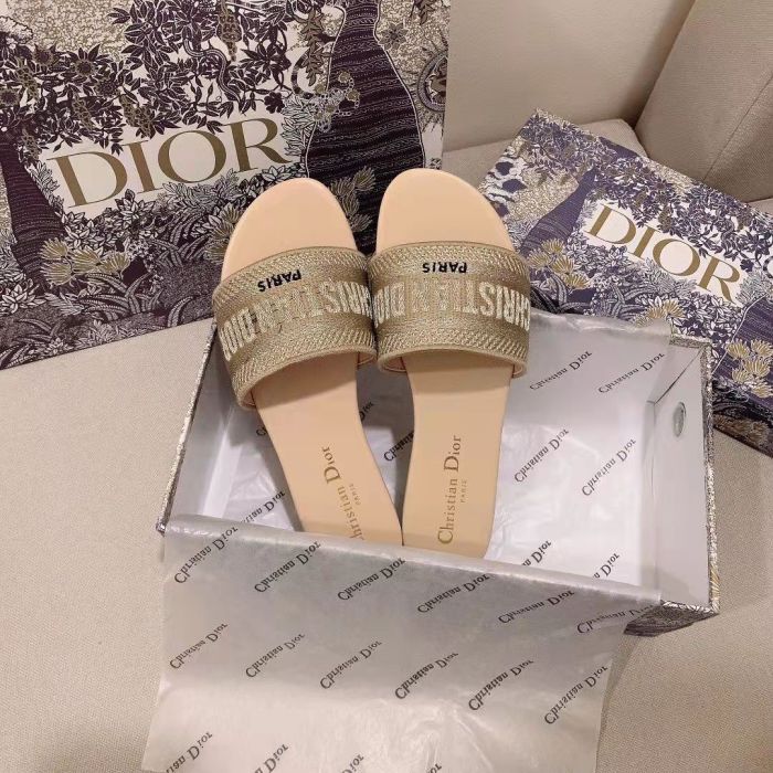 Flat leather sandals slippers , size 34-42 , SS50-1175