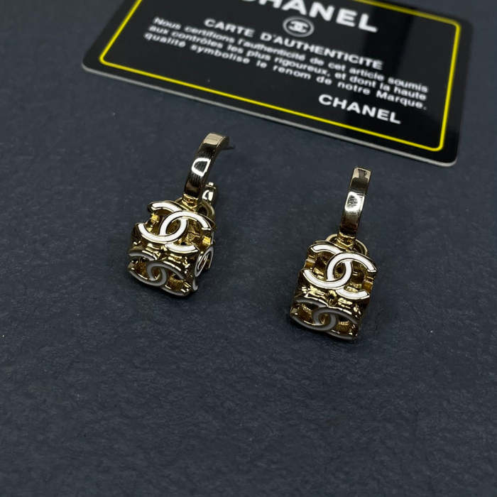 Earring  jewelry , with box,  J25-1556