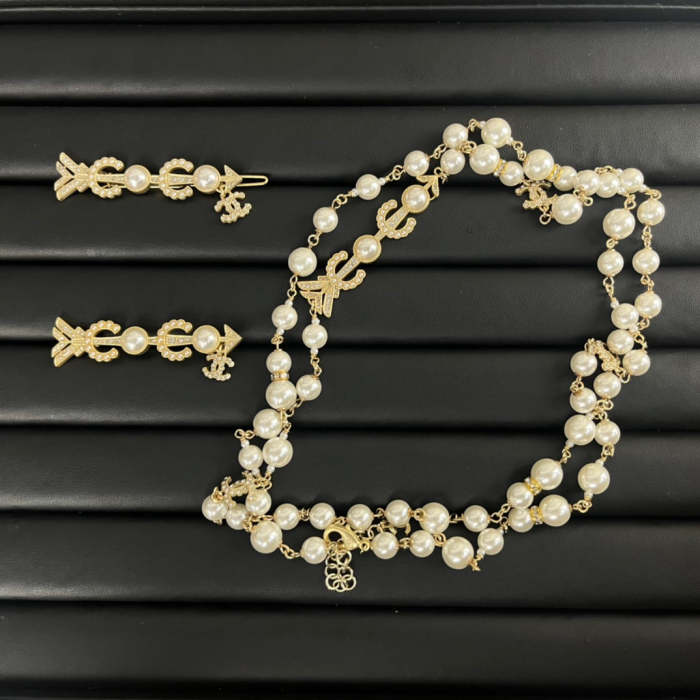 Brooch and necklace jewelry ,with box,  J25-1562-1563