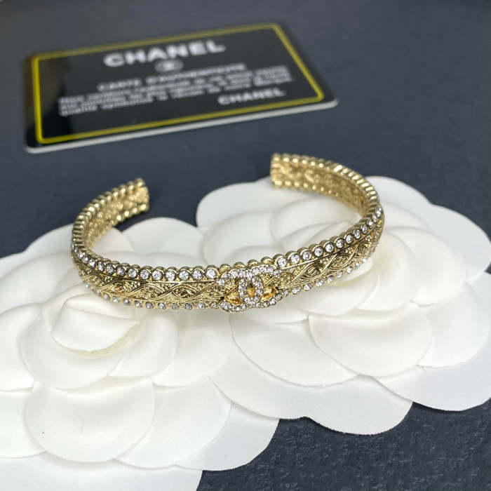 Blacelet bangle  jewelry ,with box,  J25-1598