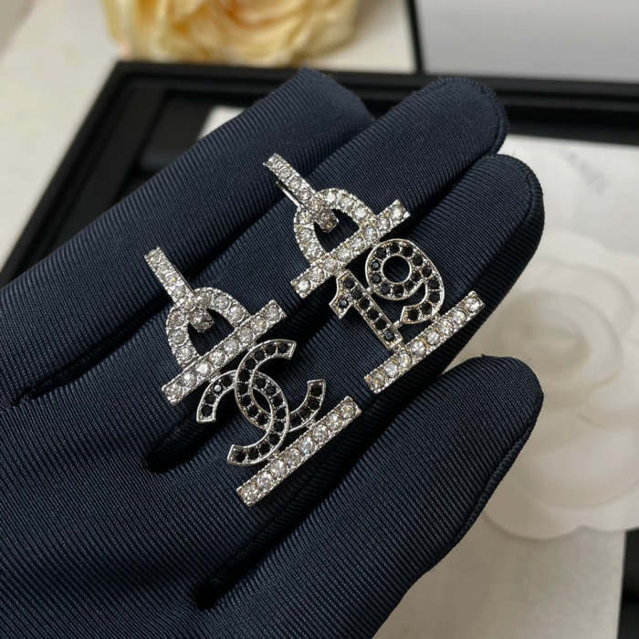 Earring  jewelry , with box,  J25-1599