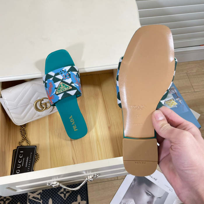 Women's Flat slippers shoes , size 35-42 ,SS50-1198-1199