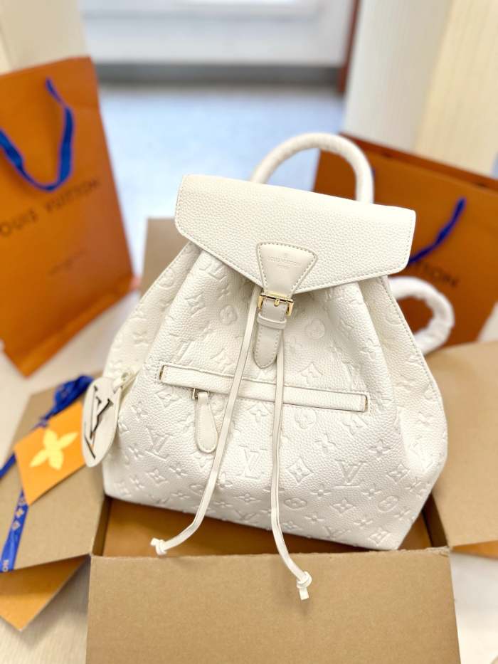 Split leather bag , 3A, size 30x25cm, no box, B68-5942-5946
