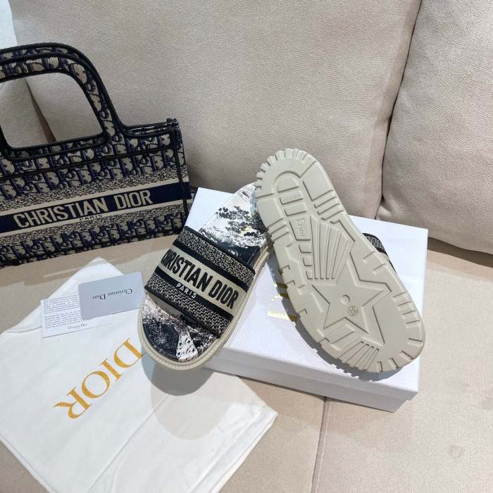 Women flat sandal shoes,size 35-41, SS60-2150