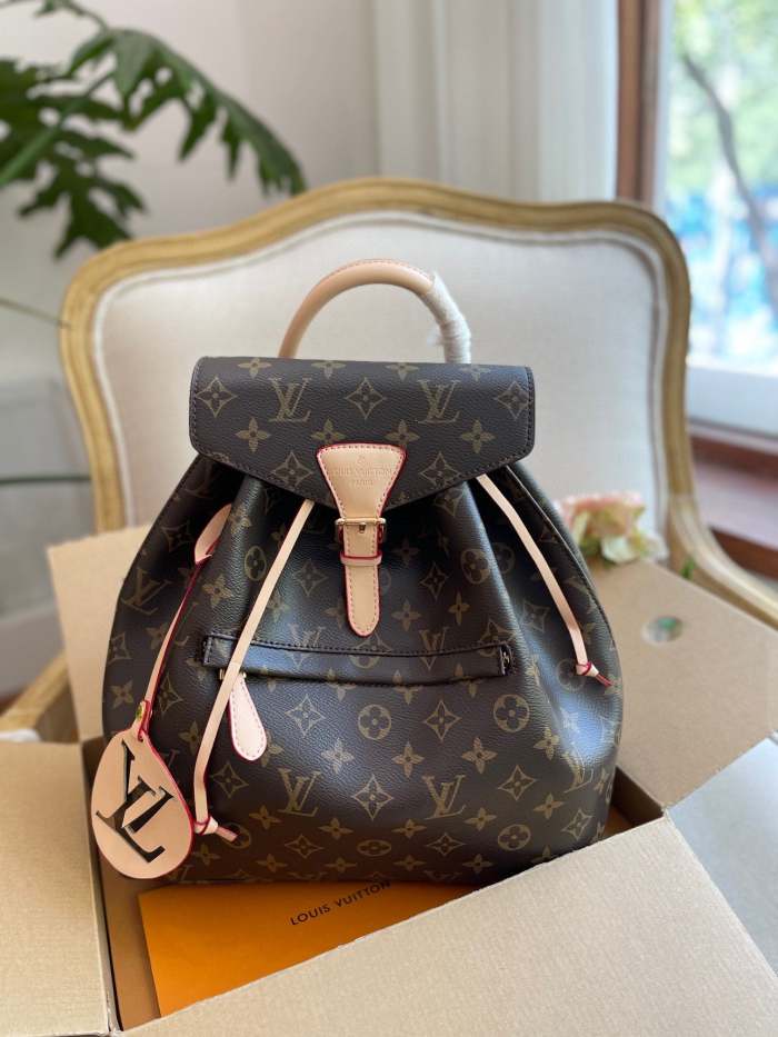 Split leather bag , 3A, size 30x25cm, no box, B68-5942-5946