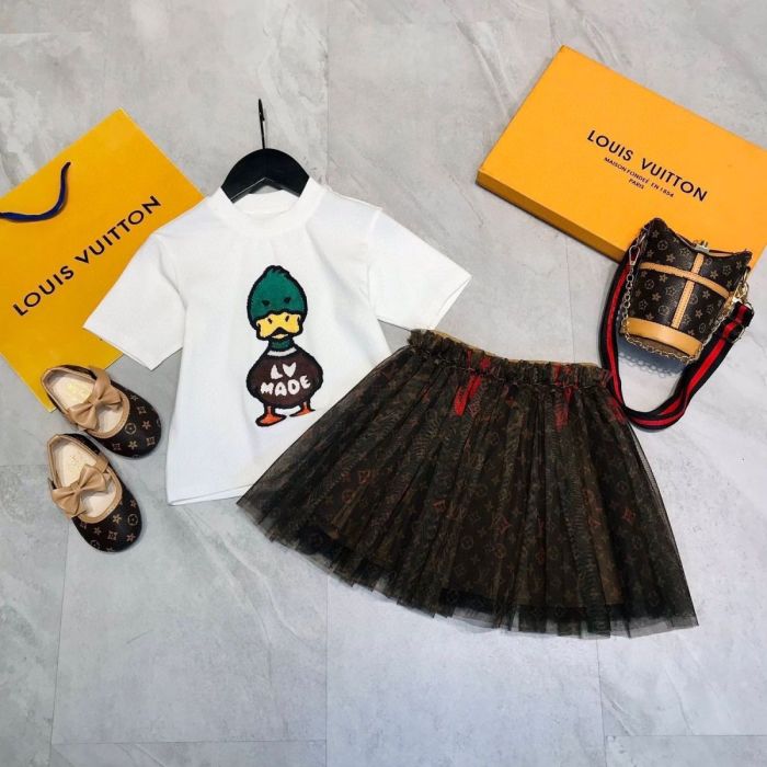 T-shirt +  skirts suit Kids set clothes, no box, CL25-880-883