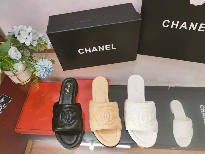 Women's Flat slippers shoe ,size 35-40 ,SS50-1235-1237