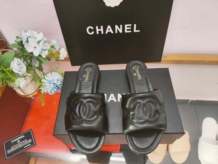 Women's Flat slippers shoe ,size 35-40 ,SS50-1235-1237