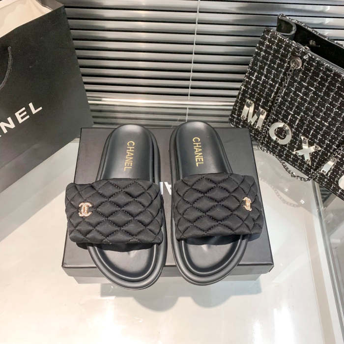 Women's Flat slippers shoe ,size 35-40 ,SS50-1227-1234