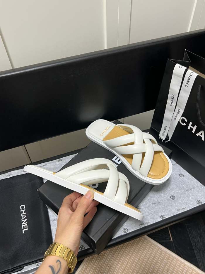 Women's Flat slippers shoe ,size 35-40 ,SS50-1219-1226