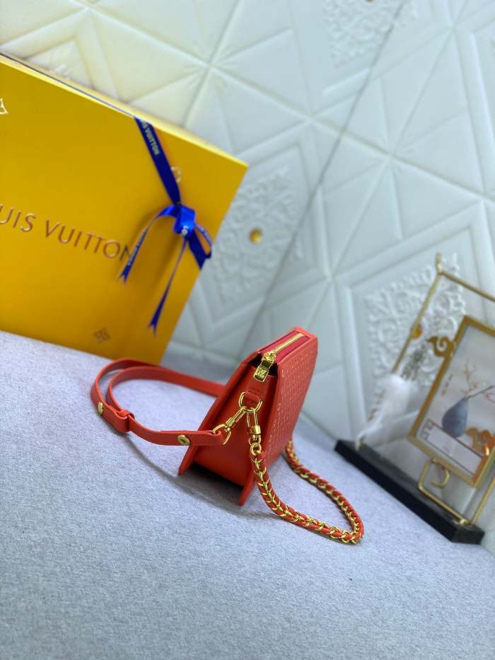 Split Leather  bag ,5A , size 21.5x12.5x5cm ,no box,  B110-133