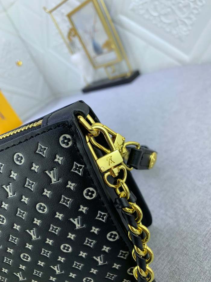 Split Leather  bag ,5A , size 21.5x12.5x5cm ,no box,  B110-135