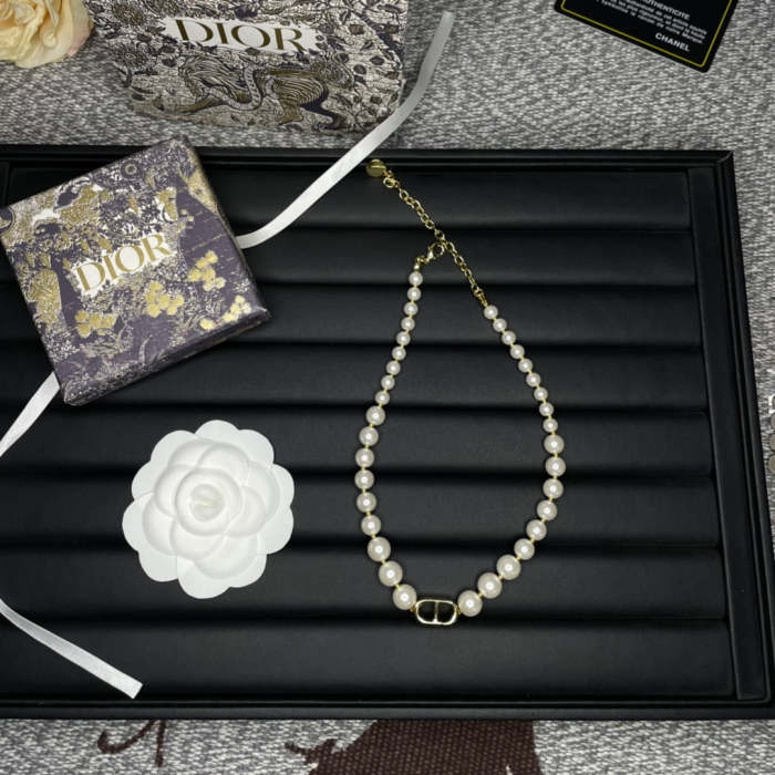 Necklace and Bracelet bangle jewelry , with box,  J30-181