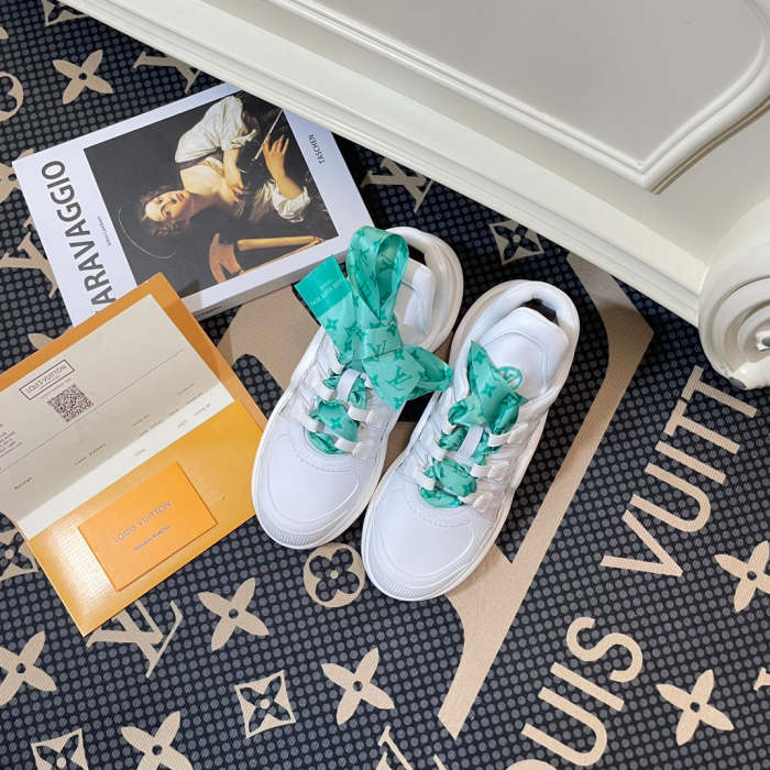 Women flat sneakers shoes, size 35-41, SS98-390-391