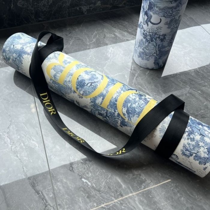 Deerskin velvet yoga fitness dance non-slip mat sports equipment,size 180x66x0.4cm. HSE150-3