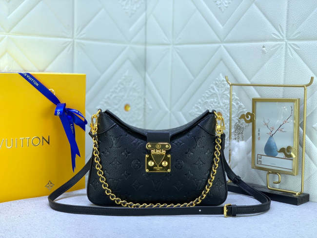 Split Leather bag ,5A , size 29x19x9cm ,no box, B110-137