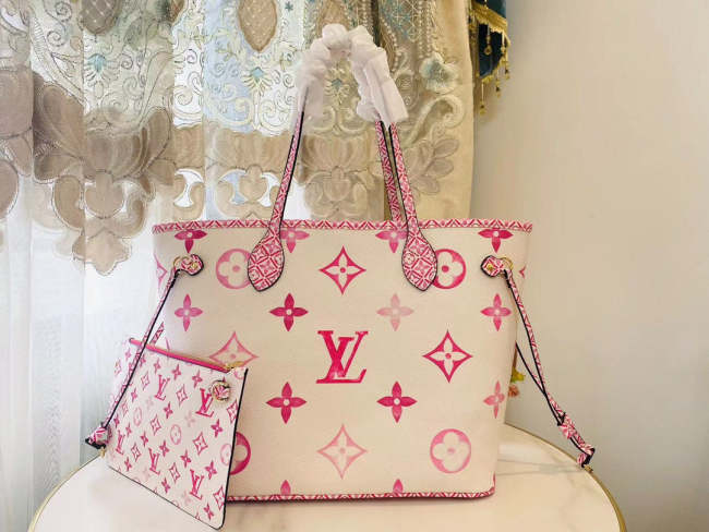 Neverfull Leather bag ,5A , size 32x29x17cm ,no box, B110-151