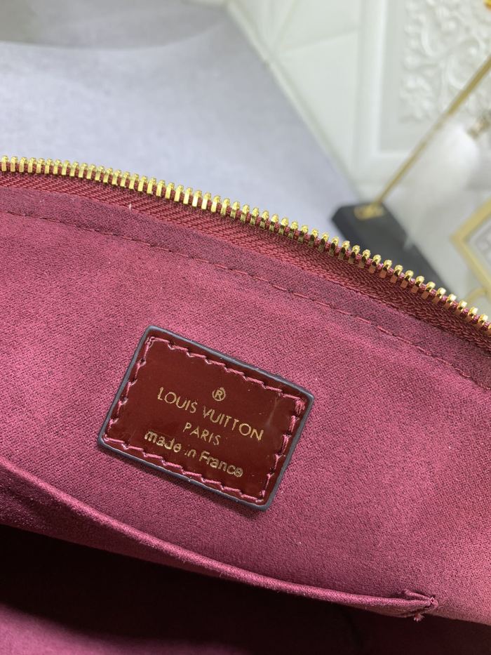 Alma Leather  bag ,5A , size 25x17.5x11.5cm ,no box,  B110-147