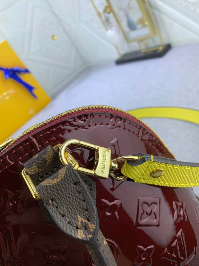 Alma Leather  bag ,5A , size 25x17.5x11.5cm ,no box,  B110-147