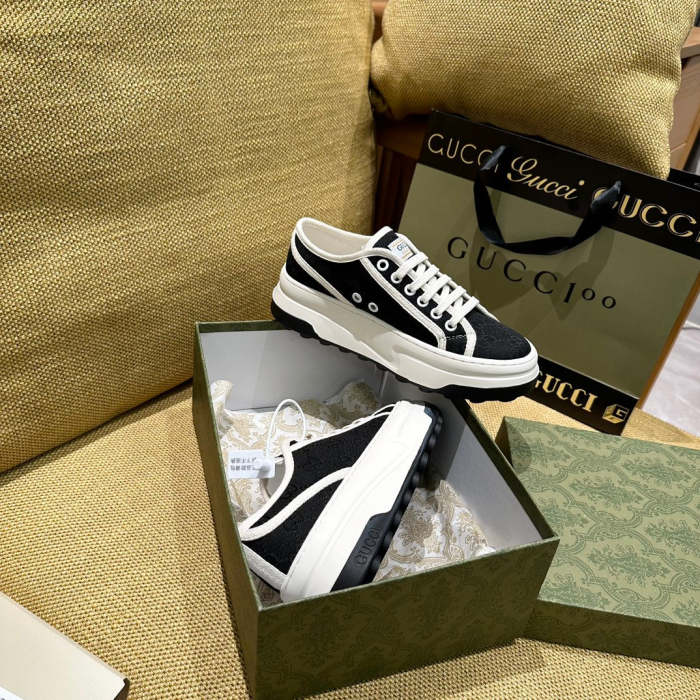 Women Platform canvas  shoes, size 35-40, SS70-1746