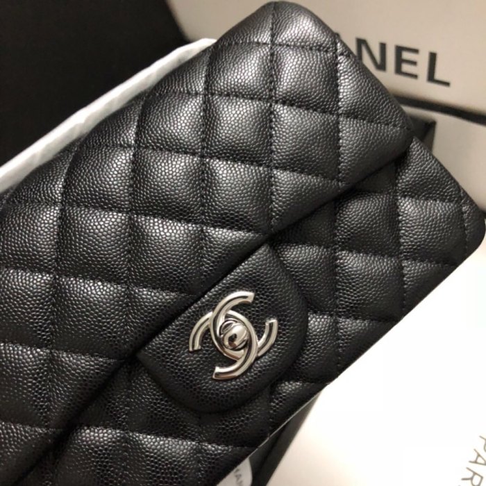 Original , 1:1 top quality, shoulder bag，size 20cm, B180-2