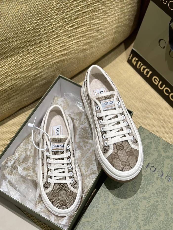 Women Platform canvas  shoes, size 35-40, SS70-1744
