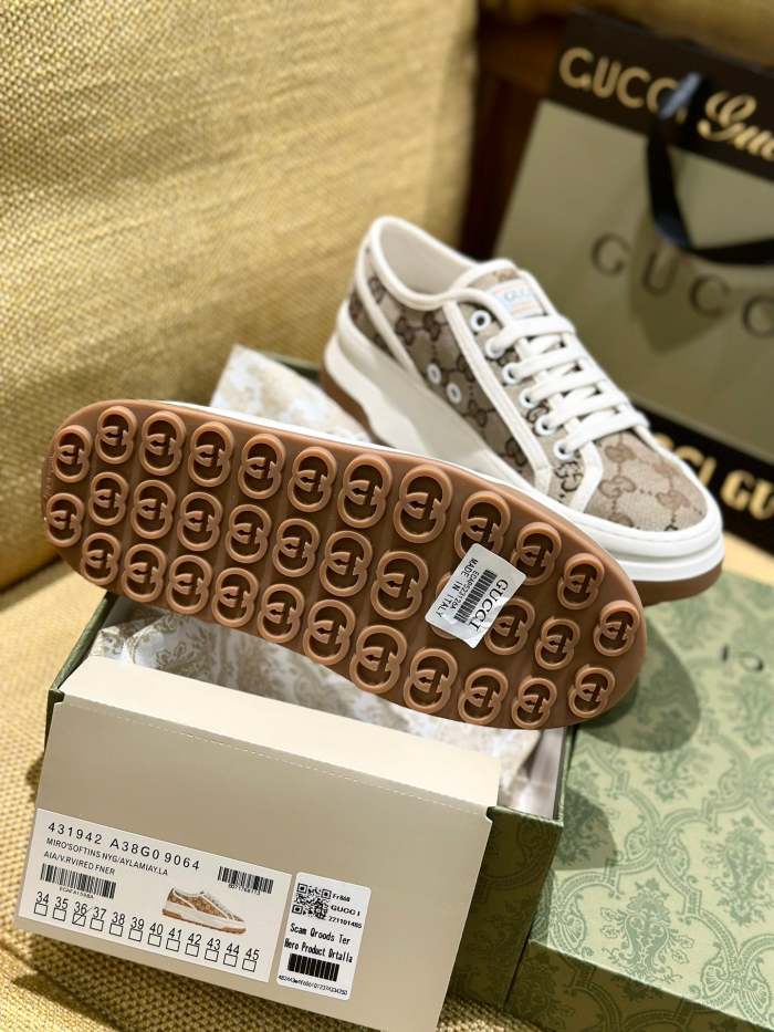 Women Platform canvas  shoes, size 35-40, SS70-1744