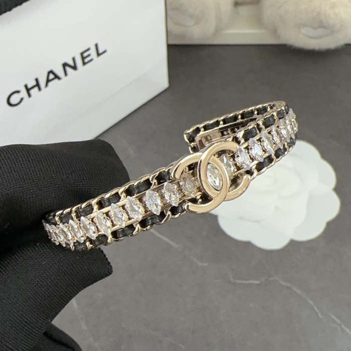 Bracelet bangle jewelry ,with box,  J25-1714