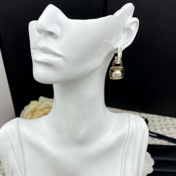 Earring  jewelry ,with box,  J25-1703