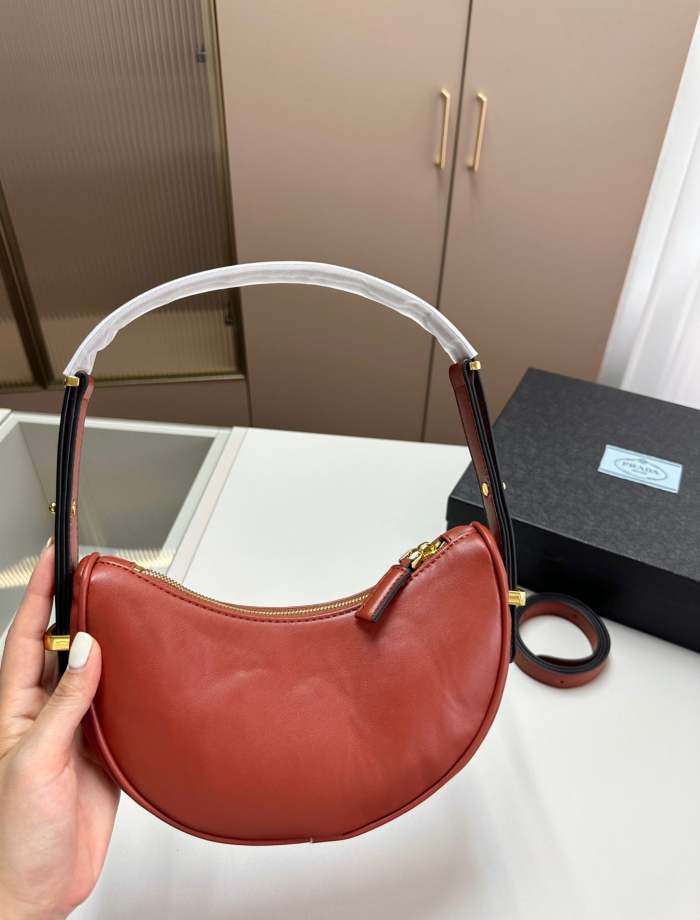 Split Leather  bag ,3A , size 20*7*12cm ,no box,  B68-6019-6021