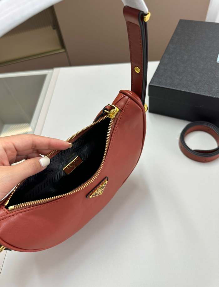 Split Leather  bag ,3A , size 20*7*12cm ,no box,  B68-6019-6021