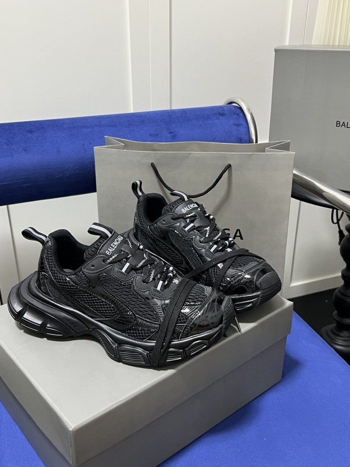 Men women sneakers shoes, size 35-44, SS110-365-370