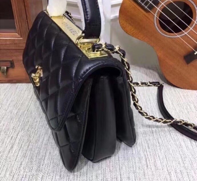 Leather  bag ,5A , size 25X12X17cm ,no box,  B110-159