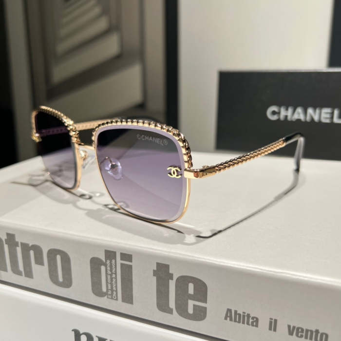 Blue light blocking sunglasses with the box and case ,G25-2433-2440