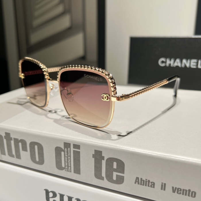Blue light blocking sunglasses with the box and case ,G25-2433-2440