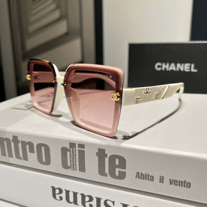 Blue light blocking sunglasses with the box and case ,G25-2452-2456