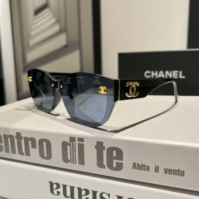 Blue light blocking sunglasses with the box and case ,G25-2502-2509