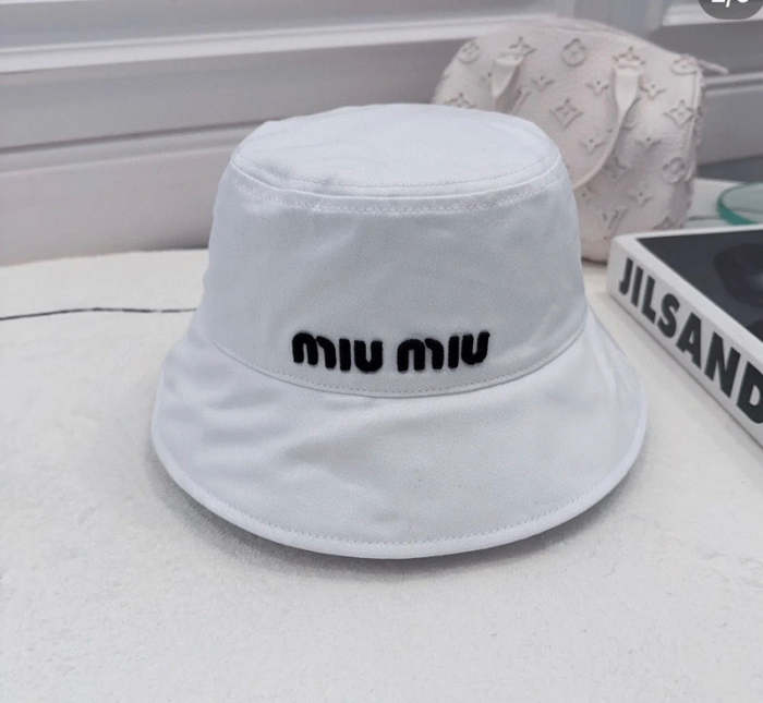 men women hat ,no box. HX25-462-463