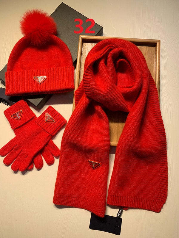 cashmere cotton scarf and gloves and hat ,no box. HX68-28-32