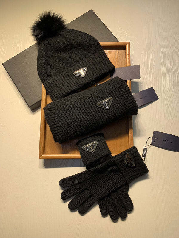 cashmere cotton scarf and gloves and hat ,no box. HX68-28-32