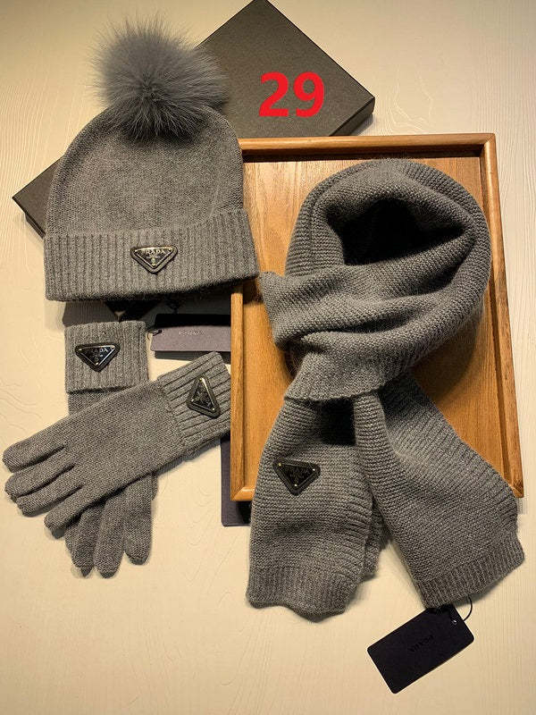 cashmere cotton scarf and gloves and hat ,no box. HX68-28-32