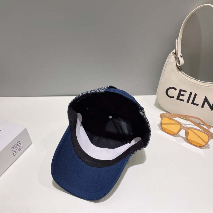 men women hat ,no box. HX25-468-470
