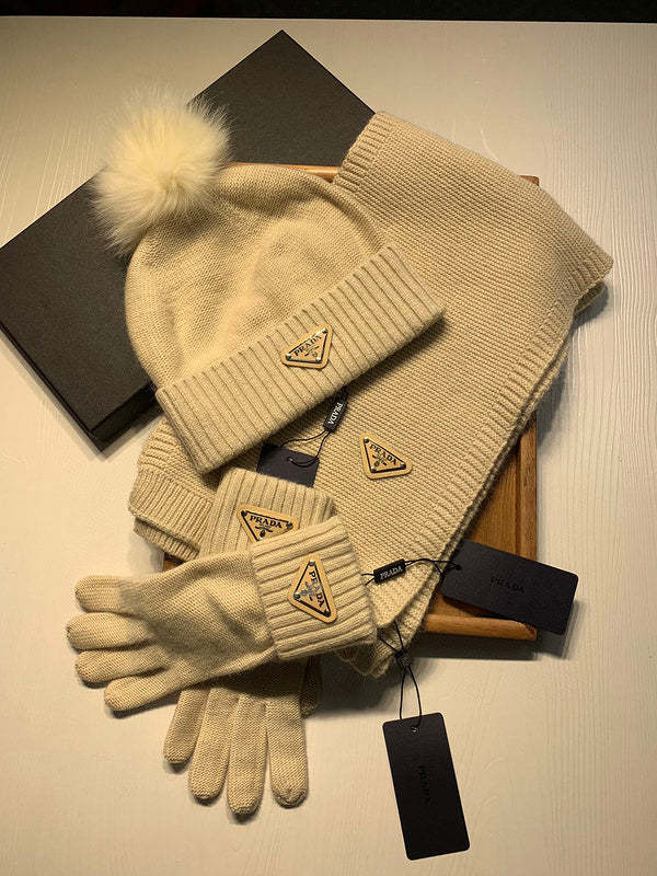 cashmere cotton scarf and gloves and hat ,no box. HX68-28-32